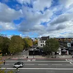 Brixton Sunny Single Studio