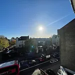Brixton Sunny Single Studio