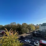 Brixton Sunny Single Studio